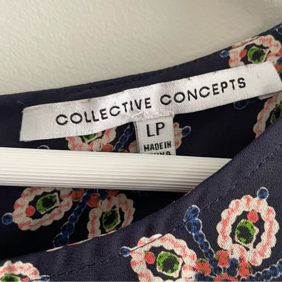 COLLECTIVE CONCEPTS Floral Print Peplum Top - Navy Large Petite - Picture 4 of 7